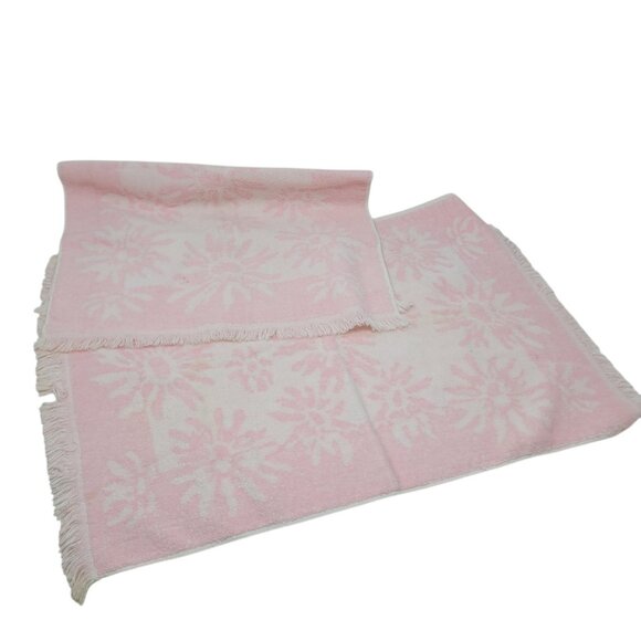 2 PC Vintage Floral Towels Cotton Pink Polka Dots MCM Retro 60s 70s Flaw - Picture 2 of 4